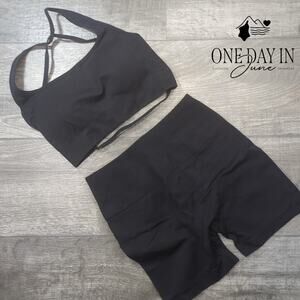 Aleumdr Strappy Back Yoga Ruched Shorts Set Size S